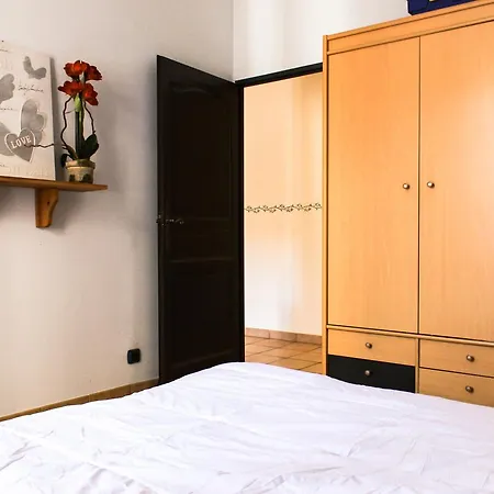 Coquelicot Apartment *